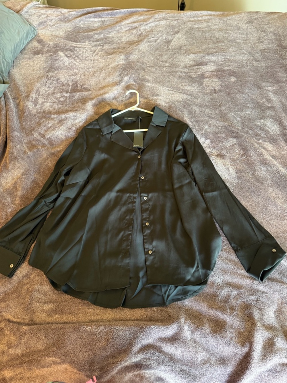 New With Tags Rafaella Plus Size 2X Black Long Sleeve Button Up